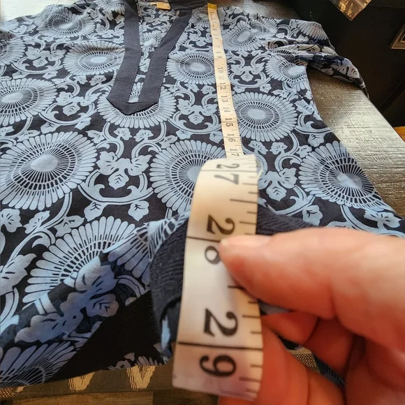 NWT'S Michael Kors Elegant Blue Patterned Women's Tunic - Picture 5 of 7